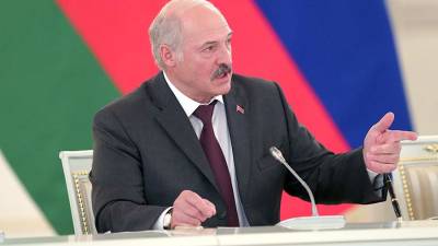 Лукашенко обвинил в развале СССР Ельцина и Горбачева