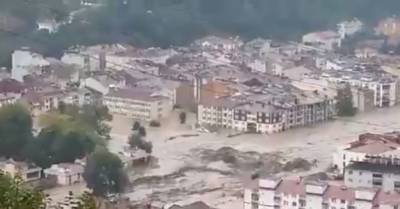Наводнения в Турции: число погибших достигло 57 человек, еще около сотни пропали без вести