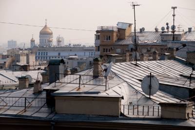 Незаконные арт-вечеринки на крышах вызвали возмущение у петербуржцев