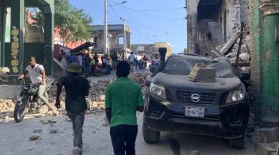 Землетрясение в Гаити: число жертв продолжает расти