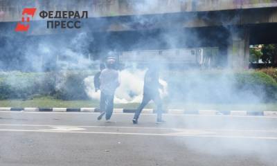 В Екатеринбурге загорелось здание завода