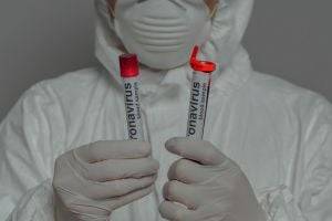 Медики выяснили подвох бессимптомного коронавируса