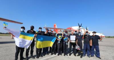 Украинские самолеты, которые помогали тушить пожары в Турции, вернулись домой