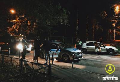 Петербургские полицейские после погони задержали пьяного водителя без прав