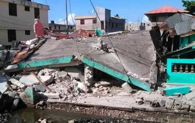 В результате землетрясения в Гаити погибли 724 человека, число жертв может возрасти