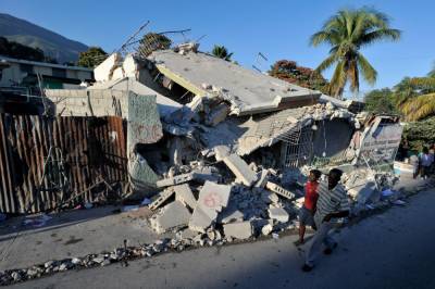Премьер Гаити объявил режим ЧП из-за последствий землетрясения