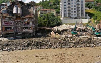 Повінь у Туреччині забрала життя 62 людей