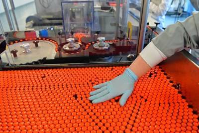 Иммунолог рассказал о разработке новых вакцин против коронавируса в России