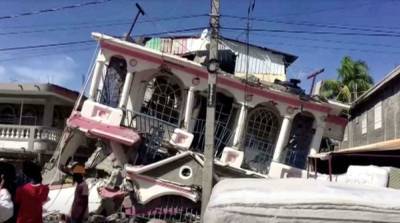 Землетрясение на Гаити: число жертв выросло почти в два раза