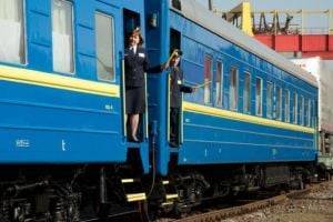 "Сервис" Укрзализныци: вагоны-рестораны есть далеко не во всех поездах дальнего следования. ВИДЕО
