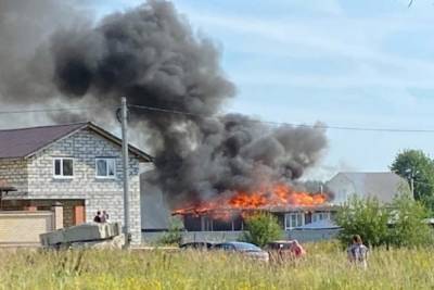 Костромские пожары: на улице Садовой сгорел дом, пострадавших нет