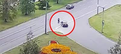 В Петрозаводске легковушка сбила велосипедиста (ВИДЕО)