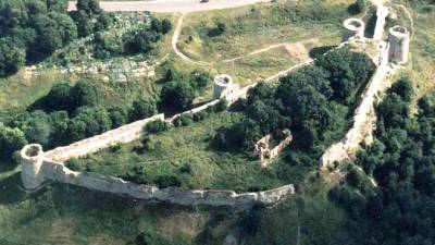 Археологи разгадали тайну небольшой постройки в Копорской крепости