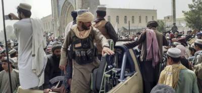 «Талибан» контролирует весь Афганистан. Гани бежал, люди штурмуют аэропорт Кабула, есть погибшие
