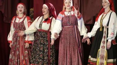 Россиянам посоветовали петь народные песни после коронавируса