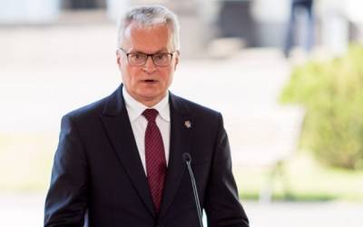 Президент Литвы: мы должны быть готовы ответить на гибридные атаки