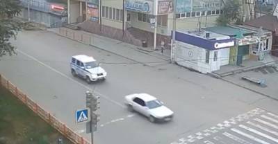 В Иркутской области лихач без прав погиб в ДТП, уходя от полицейской погони