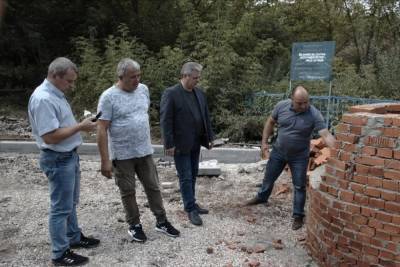 В Туле реконструкция источника около Щегловского монастыря завершена 70%