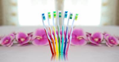 В Туркменистане начали выпускать зубные щетки «с использованием нанотехнологий»