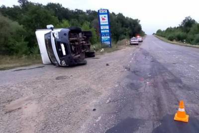 В Волгоградской области в ДТП на трассе пострадали два человека