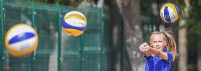 В Гомеле стартовали соревнования по пляжному волейболу «Солнечный мяч»