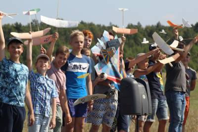 Первым делом – самолеты: в Брянске прошел фестиваль авиамодельного спорта для школьников – Учительская газета