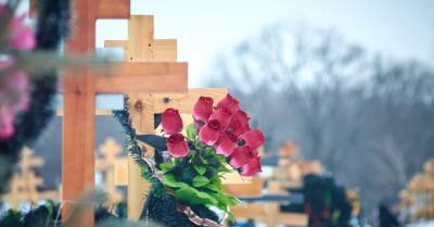 В Цесисском крае осквернено православное кладбище