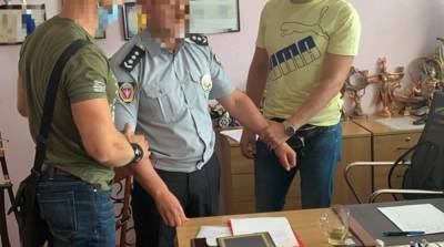 Декана одного из вузов Харькова поймали на взятке