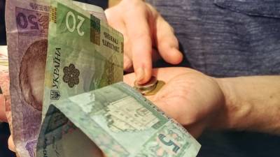 Украинцам увеличили выплаты на 65%: кто и на что может претендовать