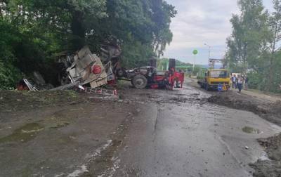 В Украине два авто ГСЧС попали в аварии