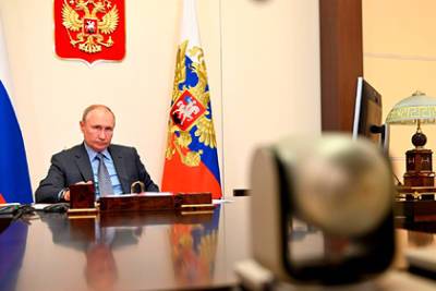 Путин поручил проследить за расходами на мегапроект