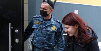 Суд ограничил свободу близкой соратнице Навального