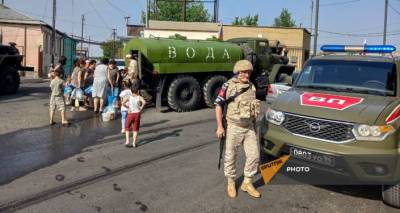 Российские миротворцы обеспечили водой более 200 семей Степанакерта
