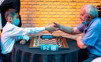 В Ташкенте завершился международный шахматный турнир с участием Полгар и Ананда