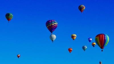 В честь 800-летия Нижнего Новгорода в воздух поднялись десятки воздушных шаров