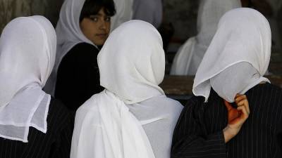 "Девочки в хиджабе могут ходить в школу"