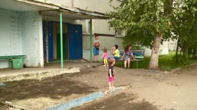 В 5-м Виноградном проезде дети вынуждены играть на проезжей части - penzainform.ru
