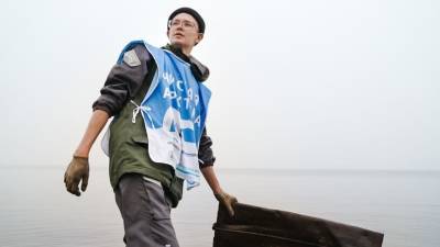 Волонтёры «Чистой Арктики» провели работы по очистке побережья Енисея и Карского моря