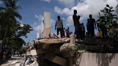 Число жертв землетрясения в Гаити возросло до 1419