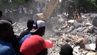 В Гаити объявили траур в память жертв землетрясения