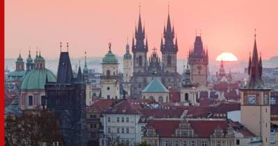 Чехия вычеркивает Россию из списка стран с экстремальным риском COVID-19