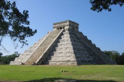В Мексике обнаружены букеты, которым около 1800 лет