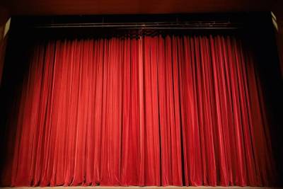 На спектаклях чеховского театра в Улан-Удэ залы будут заполняться на 75%