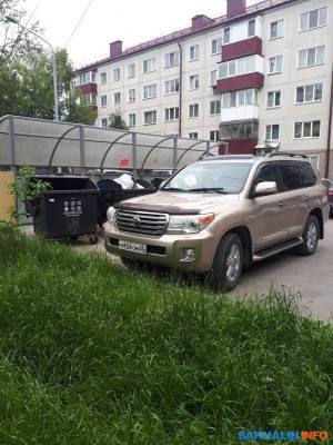 Нерадивые автомобилисты спровоцировали мусорную войну в думе Южно-Сахалинска