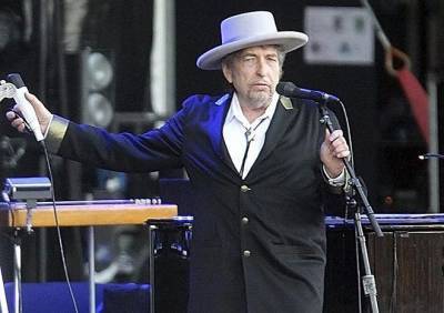 Певца Боба Дилана обвинили в совращении ребенка в 1960-х годах