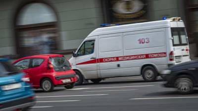 Мужчина выстрелил в подростка в подъезде дома в Москве