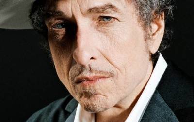 Легендарного музыканта Боба Дилана обвинили в изнасиловании 12-летней девочки