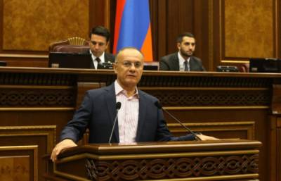 Парламентская оппозиция Армении инициировала обсуждения эскалации на границе