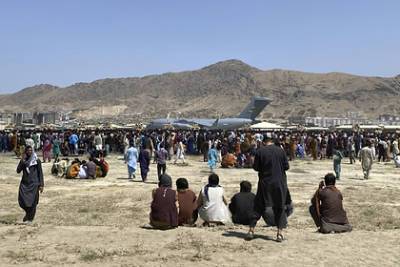 Германия эвакуировала лишь семь человек из Афганистана из-за хаоса в аэропорту