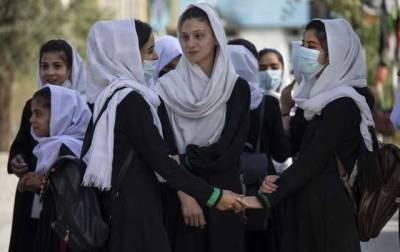 "Талибан" разрешил женщинам быть ведущими телевизионных программ